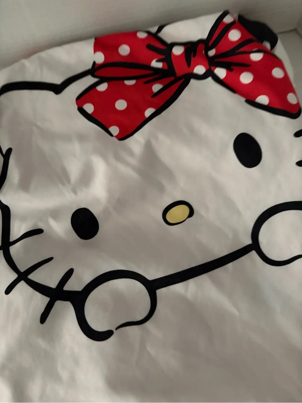 Hello Kitty 3 PC Reversible Red and White  Duvet Cover Twin Size.  Pillow Cases